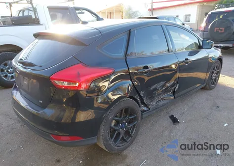 2016 Ford Focus Se z USA, uszkodzony, nr VIN 1FADP3K24GL375644